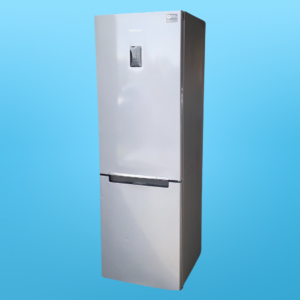 Koelvriescombinatie SAMSUNG RVS NOFROST A++ RB31FERNCSA 304liter Outlet €259,-