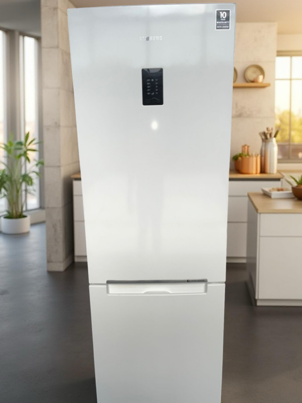 Koelvriescombinatie SAMSUNG NoFrost 350liter A++ RB33J3205WW Outlet €199,- - Image 6