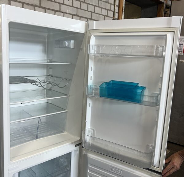 Koelvriescombinatie ZANUSSI 303iter A++ ZRB33103WA Outlet €129,- - Image 7