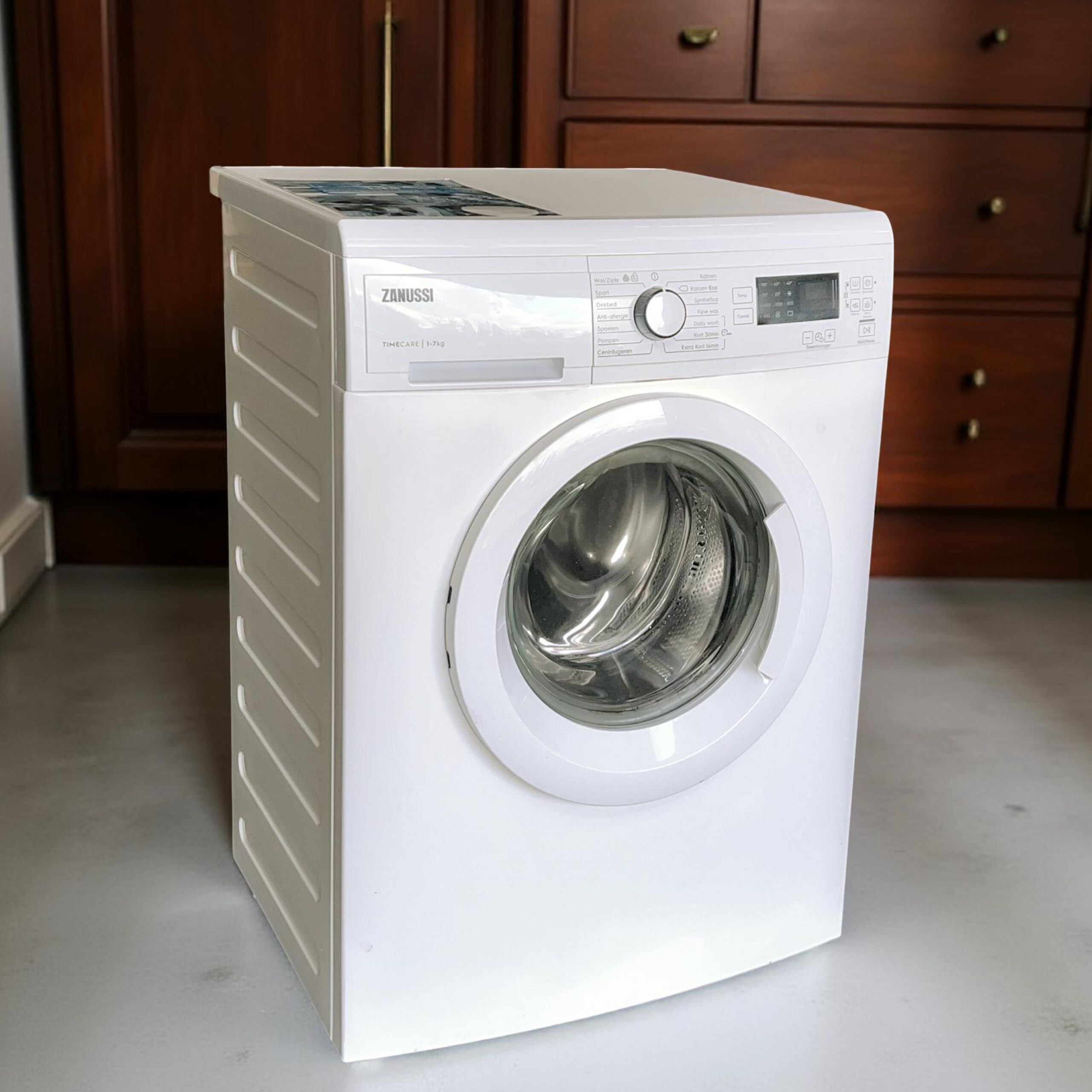 Wasmachine ZANUSSI 7kg A+++ ZWFN7145 €179,- - Image 4