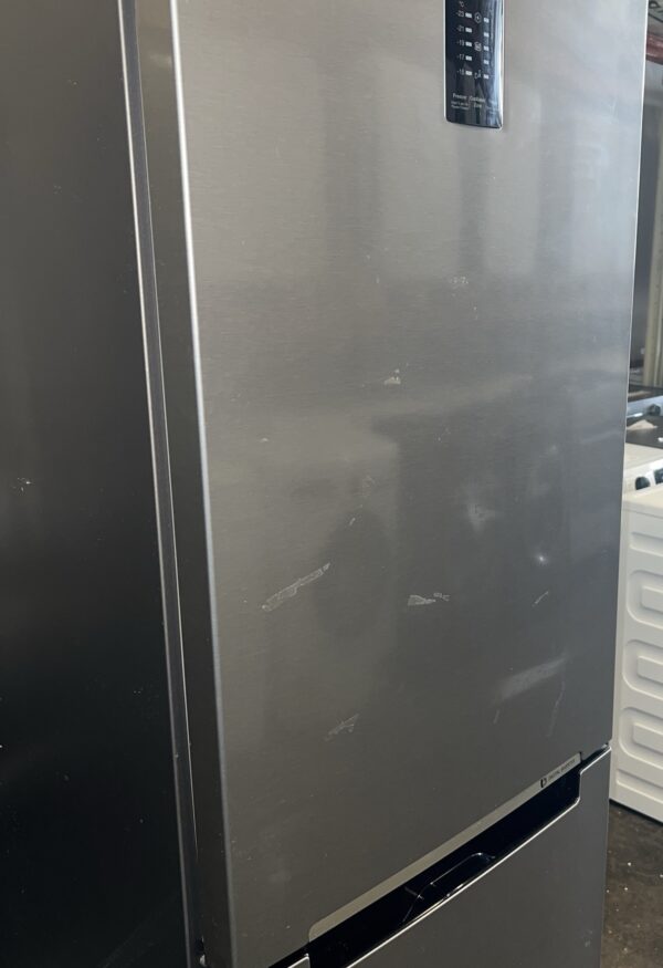 Koelvriescombinatie SAMSUNG RVS NOFROST A++ RB31FERNCSA 304liter Outlet €199,- - Image 8