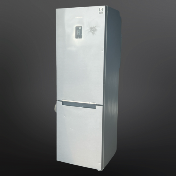 Koelvriescombinatie SAMSUNG RVS NOFROST A++ RB31FERNCSA 304liter Outlet €199,- - Image 4