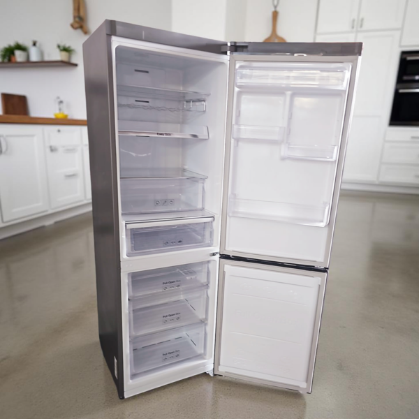 Koelvriescombinatie SAMSUNG NoFrost 304liter A+++ RB33J3219SS Outlet €199,- - Image 2