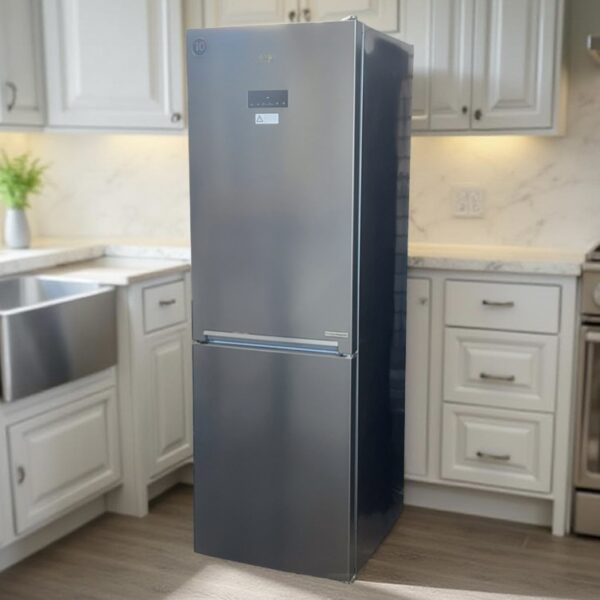 Koelvriescombinatie BEKO NoFrost 324liter RCNE366E40XP Outlet €279,-