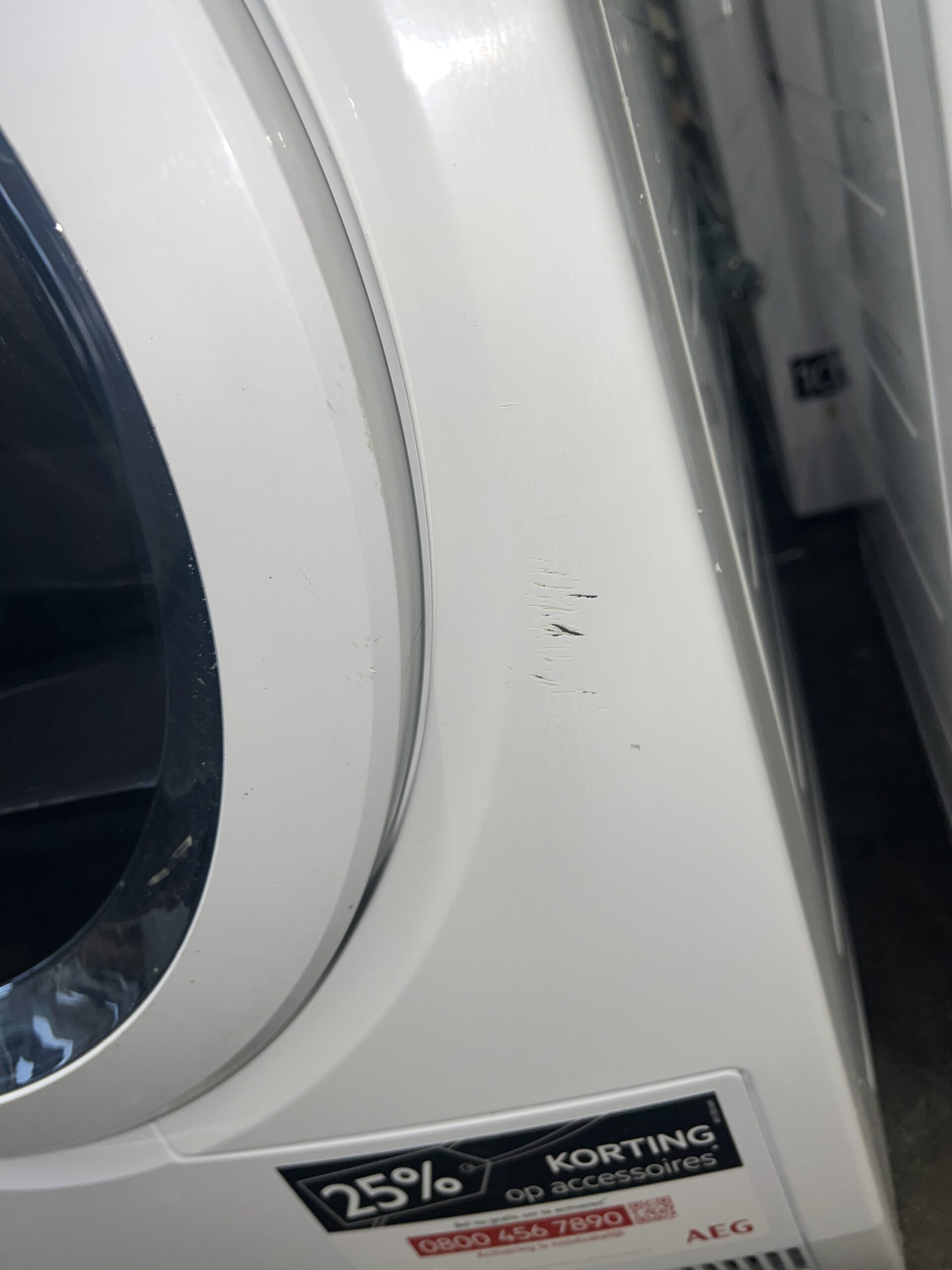 Warmtepompdroger AEG A+ 8kg T7DB83GW Afgeprijsd €299,- - Image 4