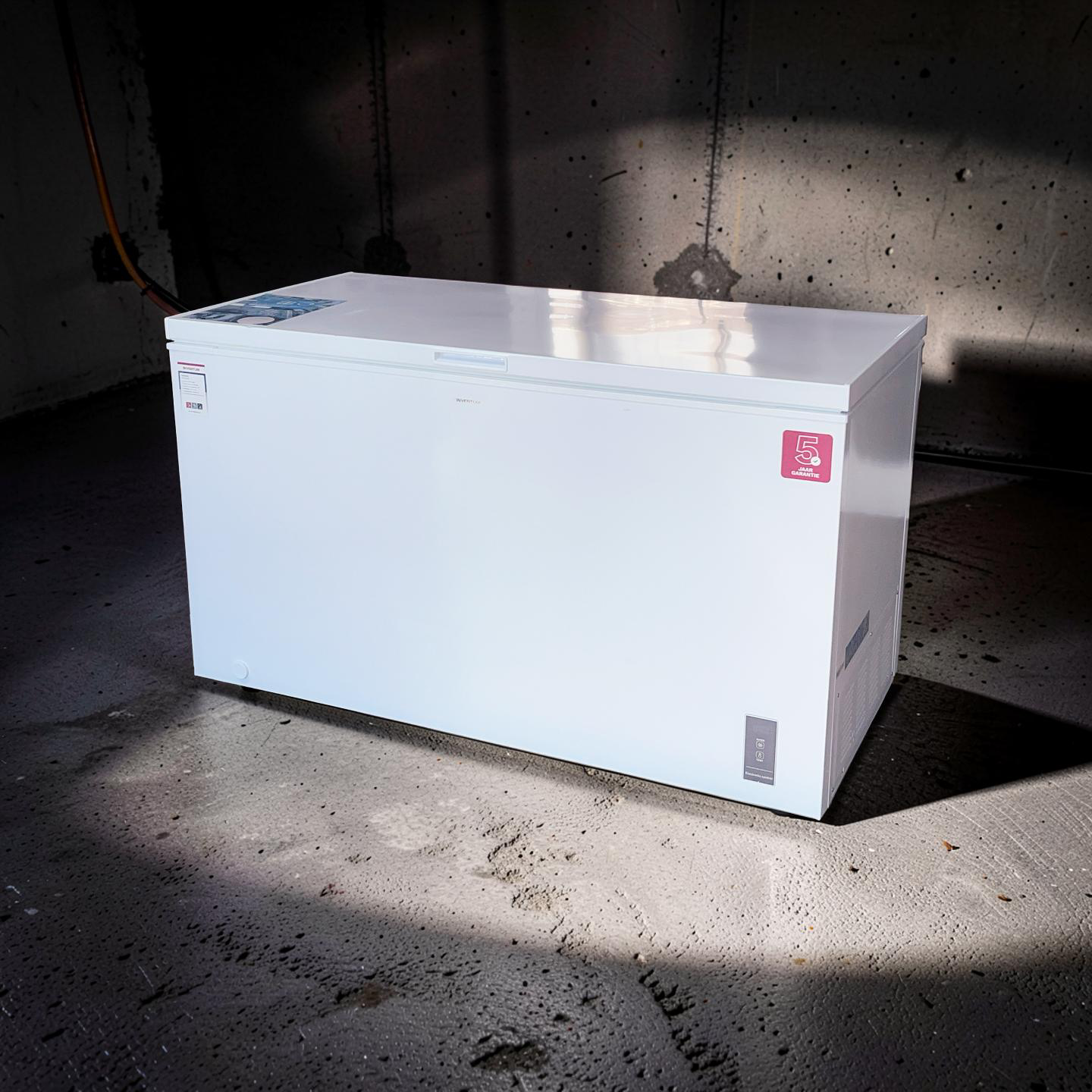 Vrieskist INVENTUM 418liter 2jr jong Outlet €399,- - Image 4