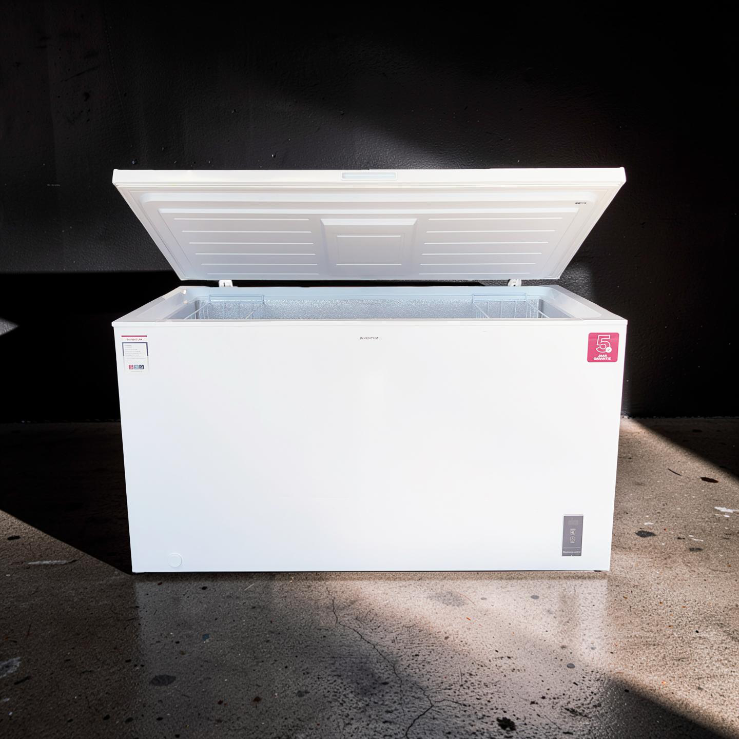 Vrieskist INVENTUM 418liter 2jr jong Outlet €399,- - Image 2